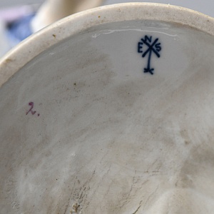 Антикварная Фарфоровая статуэтка Арт Деко «ШУТ», Karl Ens Германия, первая половина ХХ века. 