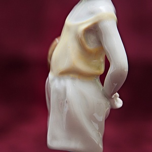 Коллекционная Авторская Фарфоровая статуэтка «Футболист - Юный вратарь», ЛФЗ СССР 1961 год.