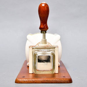 Редкая! Фарфоровая Настенная Ручная Механическая Кофемолка PeDe, Голландия.