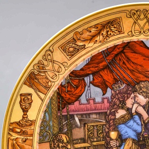 Тарелка - Блюдо «Оперы Рихарда Вагнера. Тристан и Изольда», Фарфор Hutschenreuther Германия. 