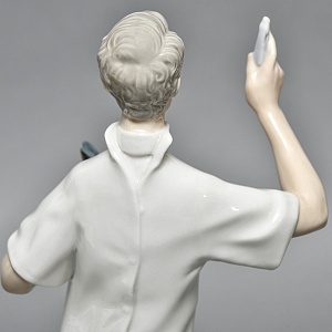  Коллекционная Фарфоровая статуэтка «Врач - Стоматолог», Lladro Испания, 1977 год.