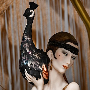 Настольная Электрическая Лампа - Светильник «Дама с Павлином», FLORENCE Италия -1987 год.