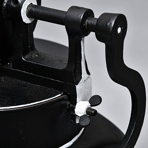 Большая Старинная Кухонная Механическая Маслобойка, Металл, Англия середина ХХ века. 