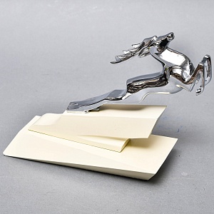 Памятный подарок - Сувенир «Олень» - Шильдик - Эмблема «Волга ГАЗ -21» СССР.