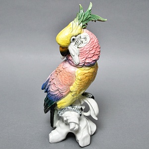 Большая Фарфоровая Статуэтка Птицы «Розовый Какаду» Н-36 см., Karl Ens Германия, первая половина ХХ века.