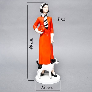 Большая Коллекционная Фарфоровая статуэтка «Сеньора Сант Анжело», GOEBEL Германия. 