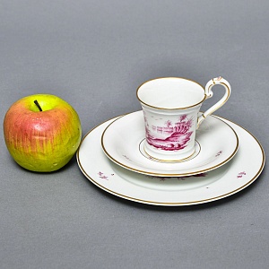 Фарфоровая Кофейная пара + тарелка «Пейзаж у реки», Hochst Германия, середина XX века.