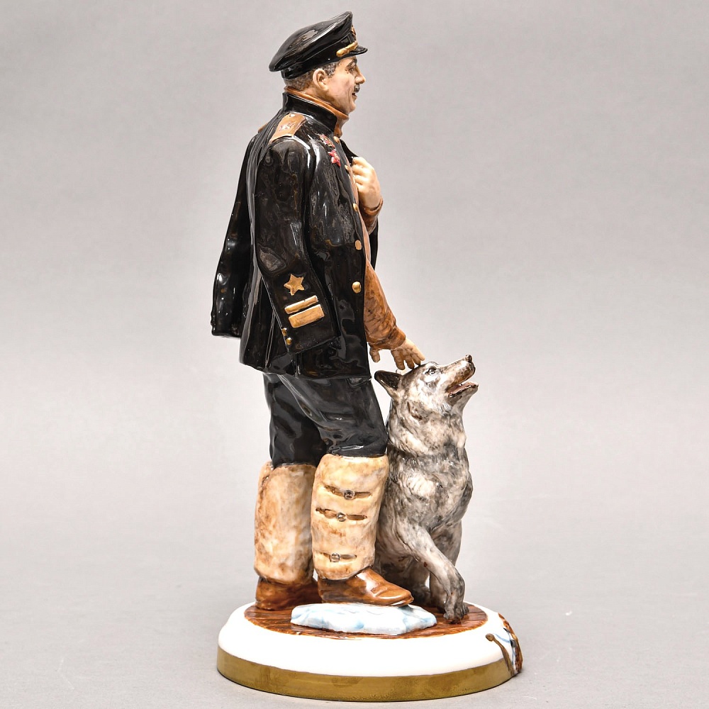 Коллекционная Авторская Статуэтка «Советский Исследователь Арктики - Папанин И.Д.», фарфор, Россия. 