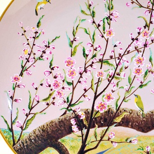 Тарелка - Блюдо «Апрель» - «Воробей - Белоглазка и Цветущая Сакура» Фарфор, Franklin Mint Япония, 1979 год.