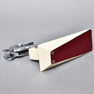 Памятный подарок - Сувенир «Олень» - Шильдик - Эмблема «Волга ГАЗ -21» СССР.