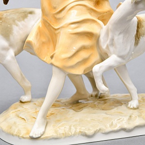 Коллекционная Фарфоровая статуэтка «Девушка с собаками - левретками», Hutschenreuther Германия.