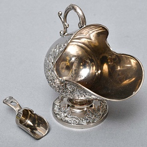 Винтажная Металлическая Сахарница с Совочком Silverplated, Италия.