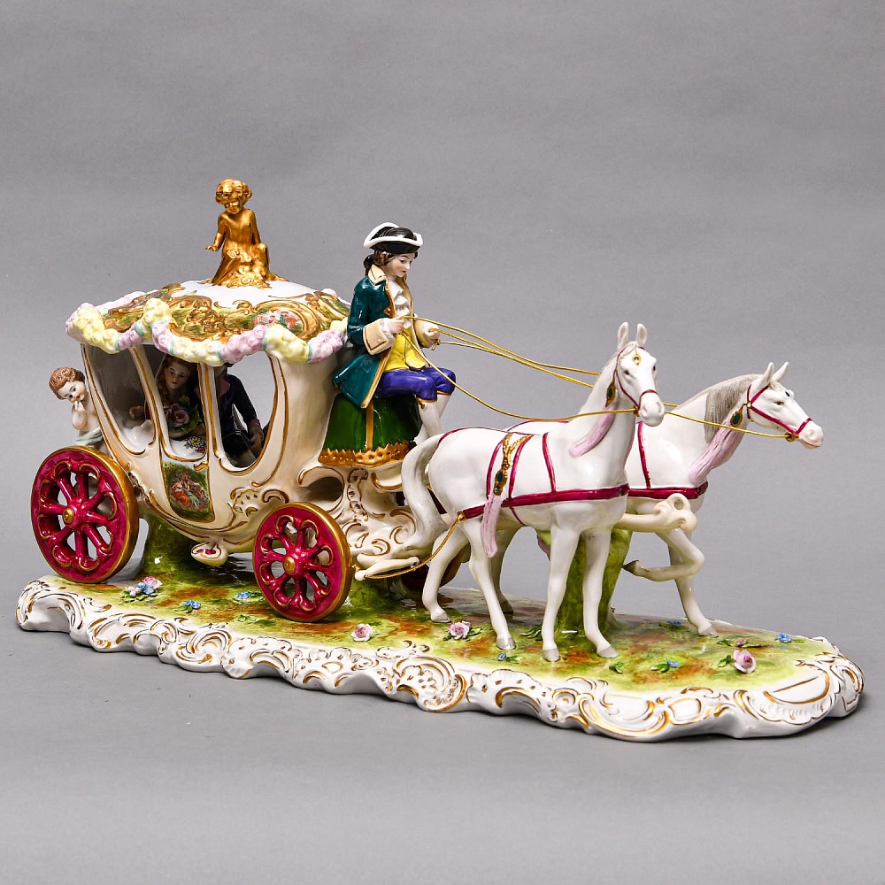 Большая Фарфоровая статуэтка «Карета с влюбленной парой», Scheibe Alsbach Германия, 1925 - 1962 гг. 