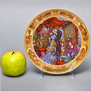 Тарелка - Блюдо «Оперы Рихарда Вагнера. Тристан и Изольда», Фарфор Hutschenreuther Германия. 