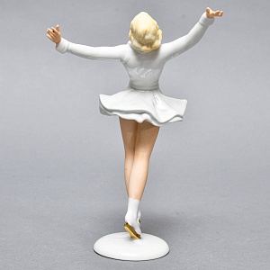 Коллекционная Фарфоровая статуэтка «Девушка фигуристка», Schau Bach Kunst Германия, 1953 - 1962 годы.