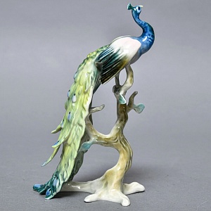 Коллекционная Фарфоровая статуэтка «Птица. Павлин на ветке», Kaiser Германия, середина ХХ века. 