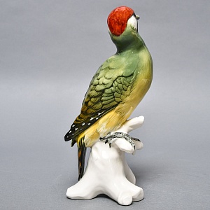 Птица - Фарфоровая статуэтка «Зелёный Дятел», Карл Энс / Karl Ens Германия, первая половина ХХ века.