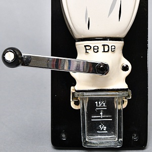 Редкая! Винтажная Настенная Ручная Механическая Кофемолка PeDe, Голландия.