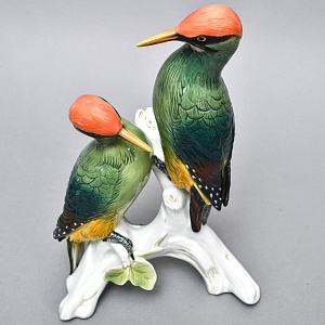 Большая Фарфоровая Статуэтка «Пара птиц - Зелёный Дятел», Карл Энс / Karl Ens, Германия.