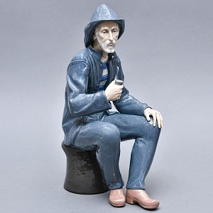 Большая Фарфоровая статуэтка «Старый моряк с трубкой», NAO by Lladro Испания, 1970 год.