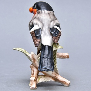 Коллекционная Фарфоровая Статуэтка «Птица - Снегирь с Рябиной», Goebel Германия -1979 год.