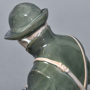 Коллекционная Фарфоровая статуэтка «Охотник  с собакой», Royal Copenhagen Дания, 1992 - 1999 годы. 
