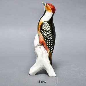Коллекционная Фарфоровая статуэтка «Птица - Пёстрый Дятел», Карл Энс / Karl Ens, Германия.