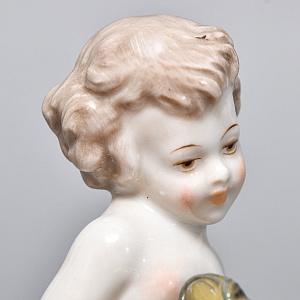 Коллекционная Фарфоровая статуэтка «Мальчик и тюлень», ROSENTHAL Германия, 1943 - 1948 годы.