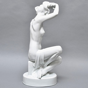 РЕДКОСТЬ! Большая Фарфоровая статуэтка «Обнаженная купальщица», Herend Венгрия.