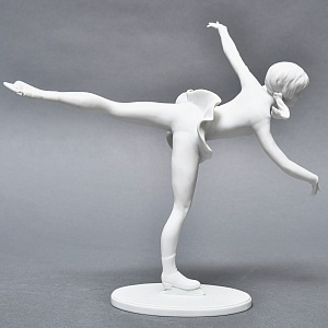 Редкая! Статуэтка «Фигуристка - Танец на льду», Бисквитный фарфор Kaiser, Германия -1979 год.