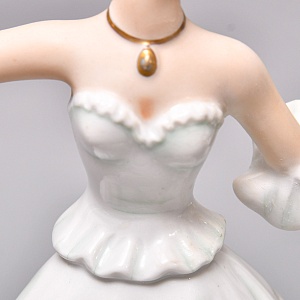 Большая Коллекционная Фарфоровая статуэтка «Танцовщица», ВАЛЕНДОРФ - WALLENDORF  Германия.