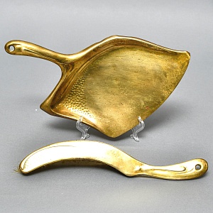 Старинная Щётка с Совком для уборки крошек со стола, металл  Германия, начало ХХ века.