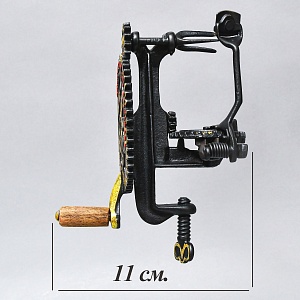 Редкость! Антикварное Чугунное Механическое Устройство для чистки Яблок и Картофеля, США конец XIX века.