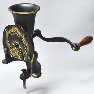 Старинная Чугунная Ручная Механическая Мельница - Кофемолка BREVETE, Бельгия 30-е гг.