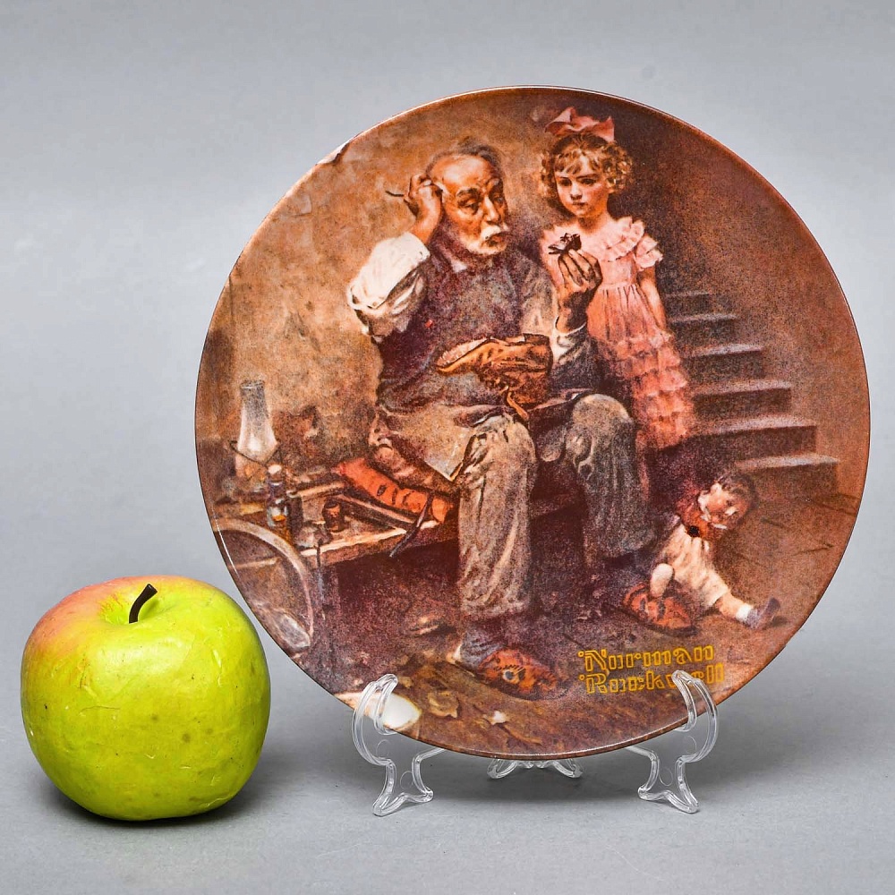  Коллекционная тарелка «Мой любимый дедушка. Сапожник для куклы», Фарфор RECO США - 1978 год. 