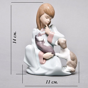 Коллекционная Фарфоровая статуэтка «Девочка с кошкой и собакой», Lladro / Лядро Испания. 