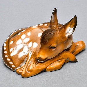 Коллекционная Фарфоровая статуэтка «Лежащий Олененок», ROSENTHAL Германия, 1943 - 1946 годы. 