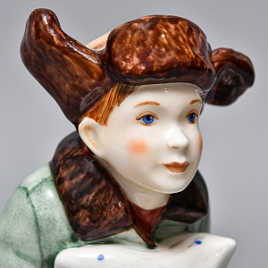 Авторская Коллекционная Фарфоровая Статуэтка «Дворовый Хоккей - Вратарь», Россия.