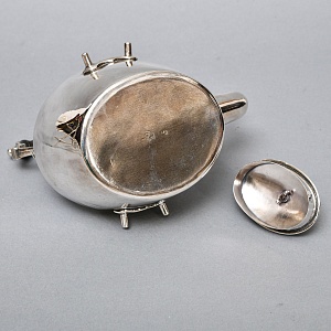 Старинная Бульотка - Чайник, GOLDSMITH & SILVERSMITH Сompany Ltd. Англия начало ХХ века.