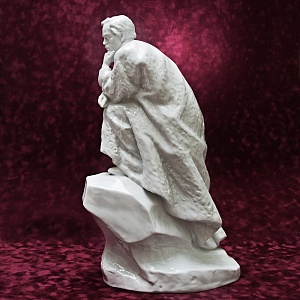 Редкость! Авторская Фарфоровая статуэтка «Лермонтов на скале», СССР ЛФЗ.