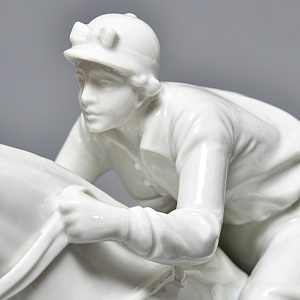 Коллекционная Фарфоровая статуэтка «Наездница. Женский Конкур», ROSENTHAL Германия, 1938 - 1948 годы.