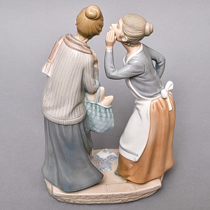  Коллекционная Фарфоровая статуэтка «Сплетницы», Lladro / Лядро Испания, 1978 - 1985 годы.