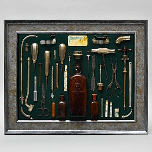 Коллекционное Настенное Панно - Картина «Старинные Медицинские Инструменты», СССР -40гг. ХХ века.