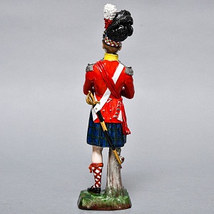 Коллекционная Фарфоровая статуэтка «Солдаты Британской армии. 93-й пехотный полк», SITZENDORF Германия.